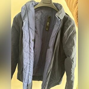 Lululemon Men's Deep Blue Puffer Jacket